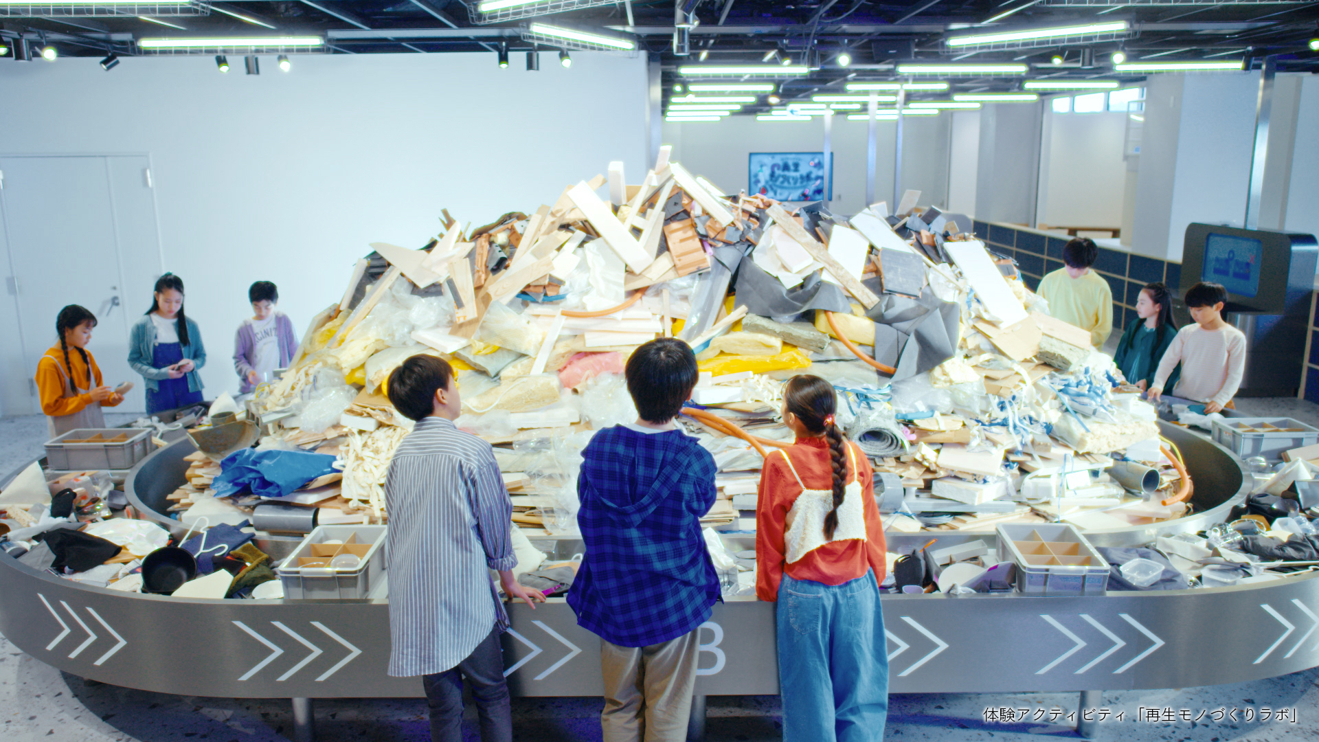 ジュノパークの展示物のひとつ「再生モノづくりラボ」